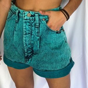 Vintage Women’s Wrangler Shorts